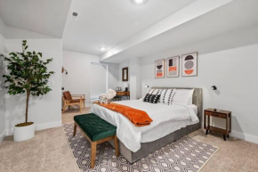 The Mr. Rogers Room - Private Room on Arch Street